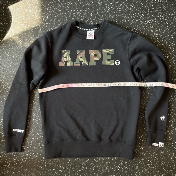 AAPE Crew Neck - Picture 7 of 9